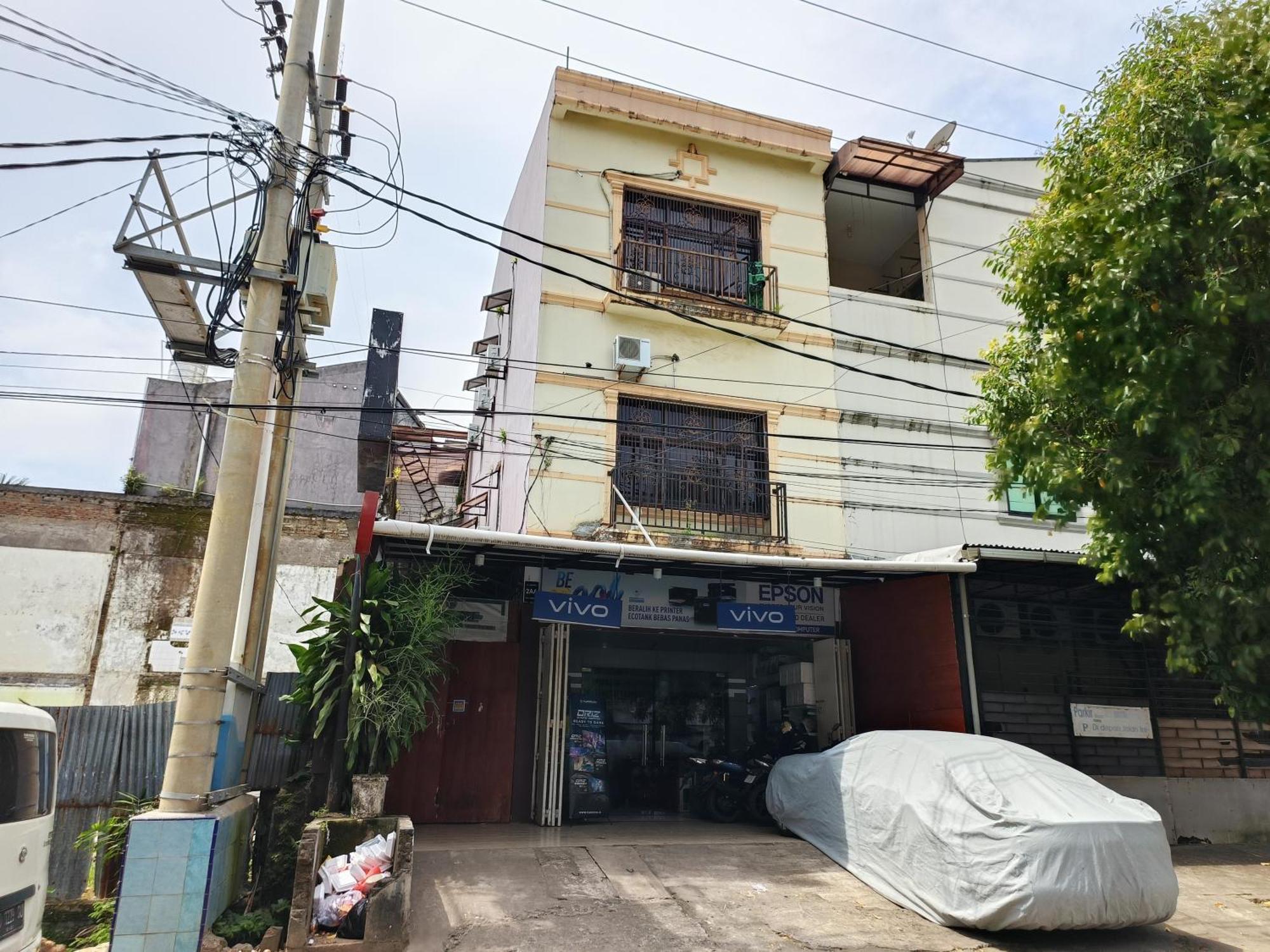 马卡萨 库尔科斯特@望加锡鸽子街酒店 外观 照片